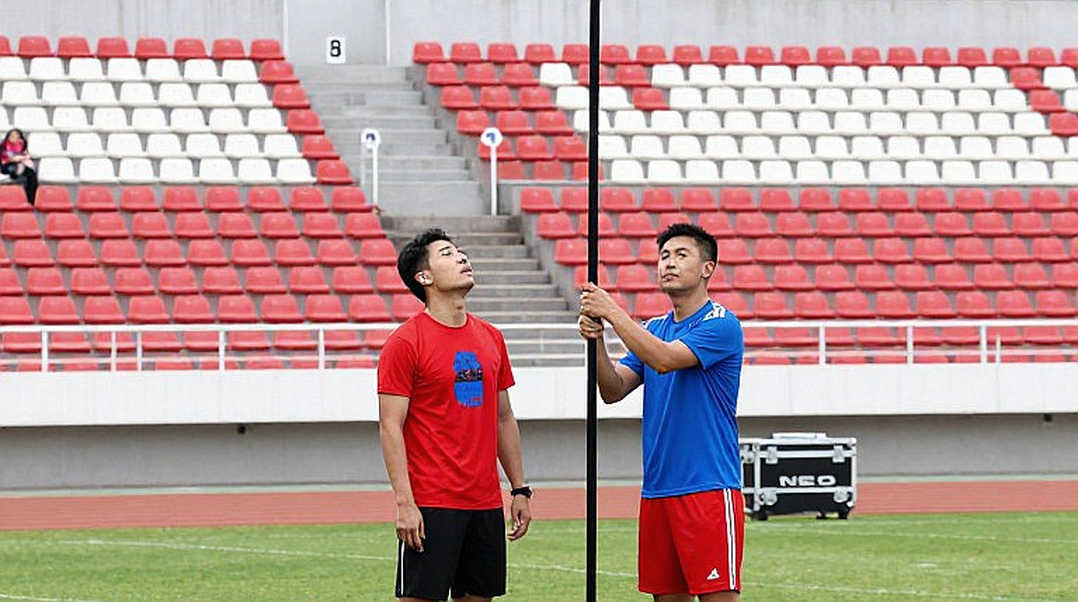 Sân tập lạnh giữa tháng Giêng và những chiếc áo chưa in tên: Câu chuyện chuyển nhượng V-League 2026 nhìn từ phòng thay đồ CLB Hà Nội